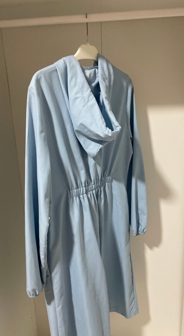 Mavi Kadın Uzun Yağmurluk - Görsel 3