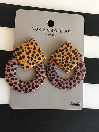 Accessorize