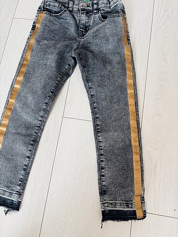 7 Yaş Beden Benetton pantolon