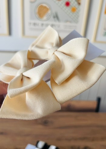 Bej Fiyonk Detaylı Çocuk Toka - Görsel 4