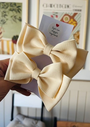 Bej Fiyonk Detaylı Çocuk Toka - Görsel 2