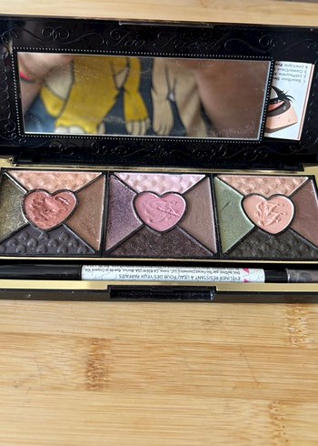  Beden Too faced Göz Farı Paleti