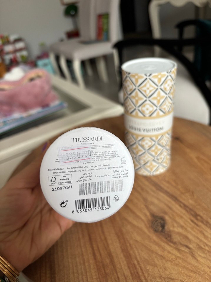 Trussardi Pure Jasmine ve Louis Vuitton Attrape Rêves kutu - Görsel 3