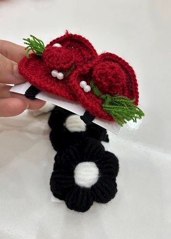 Renkli Örgü Çiçekli Çocuk Toka Seti - Görsel 4