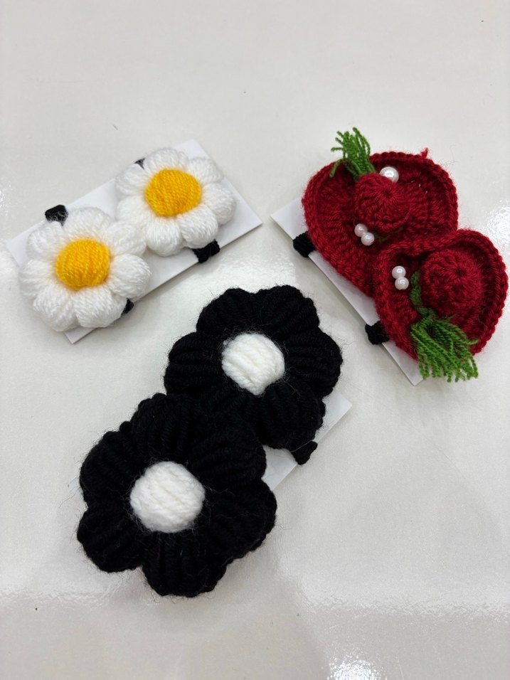 Renkli Örgü Çiçekli Çocuk Toka Seti - Görsel 2