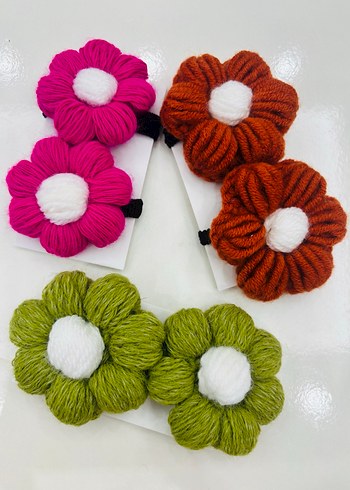 Çiçek Desenli Örgü Çocuk Saç Tokası - Görsel 2