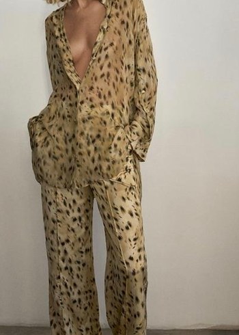 Zara Zara Hayvan Desenli Pantalon