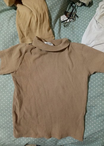 Bej Kısa Kollu Boğazlı crop