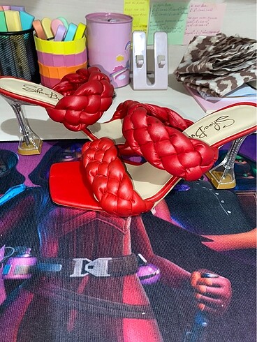37 Beden Shoe butik