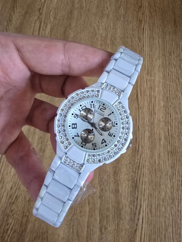 Beyaz Parlak Taşlı Kadın Kol Saati - Görsel 3