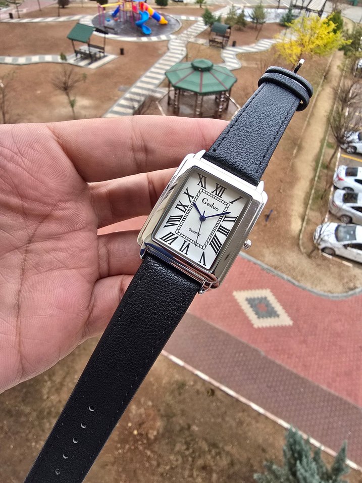 Klasik Kadın Kol Saati Siyah Kayışlı - Görsel 2