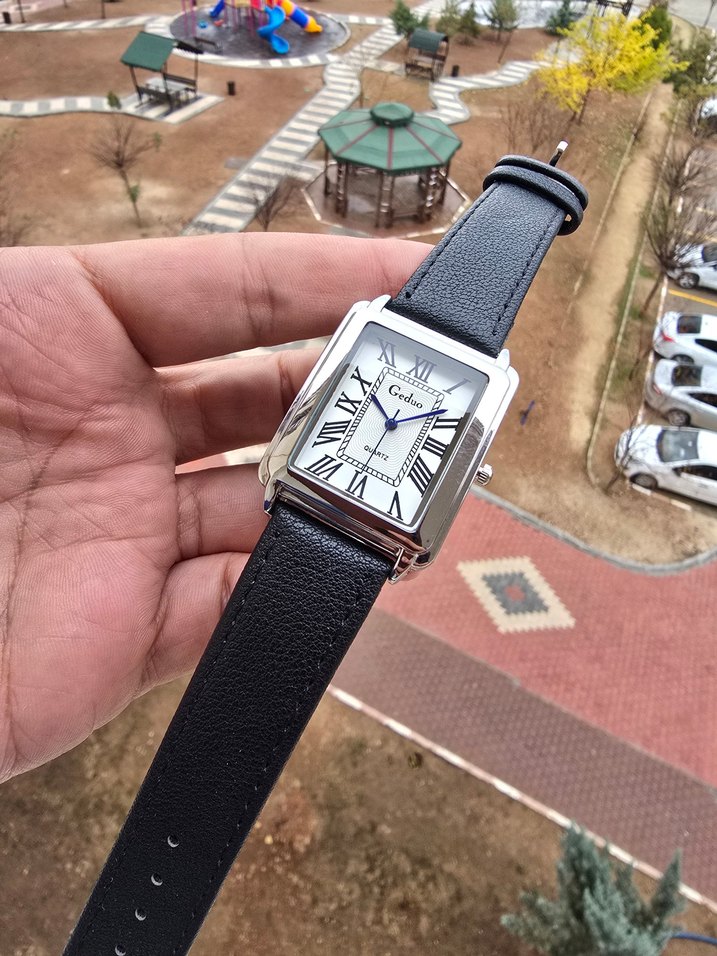 Klasik Kadın Kol Saati Siyah Kayışlı - Görsel 3