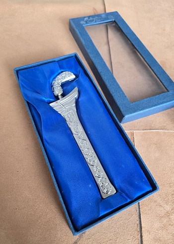 Altın Renkli Parlak Dekoratif Kesici - Görsel 4