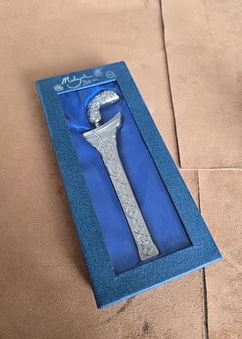 Altın Renkli Parlak Dekoratif Kesici - Görsel 3