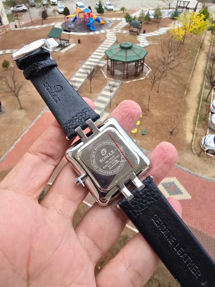 Siyah Kadın Kemerli Modern Saat - Görsel 5