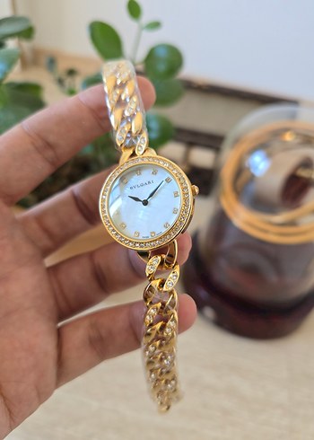 Bvlgari Zincir Detaylı Altın Kadın Kol Saati - Görsel 2