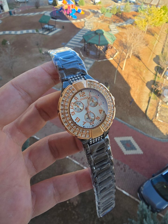 Kadın Renkli Taşlı Altın Saat - Görsel 2