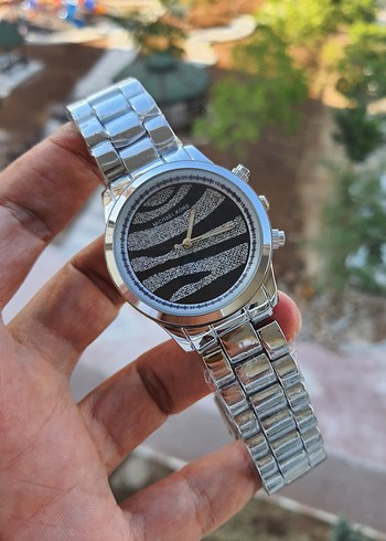  Beden gri Renk michael kors Gri zebra desen Kadın Kol Saati