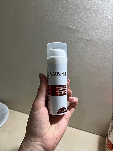 Capicade yüz nemlendirici
