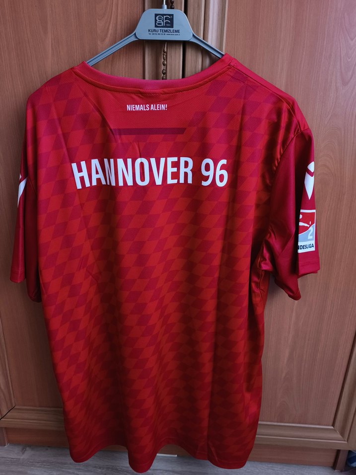 Düğmeli Kırmızı Erkek Jersey Tişört - Görsel 2