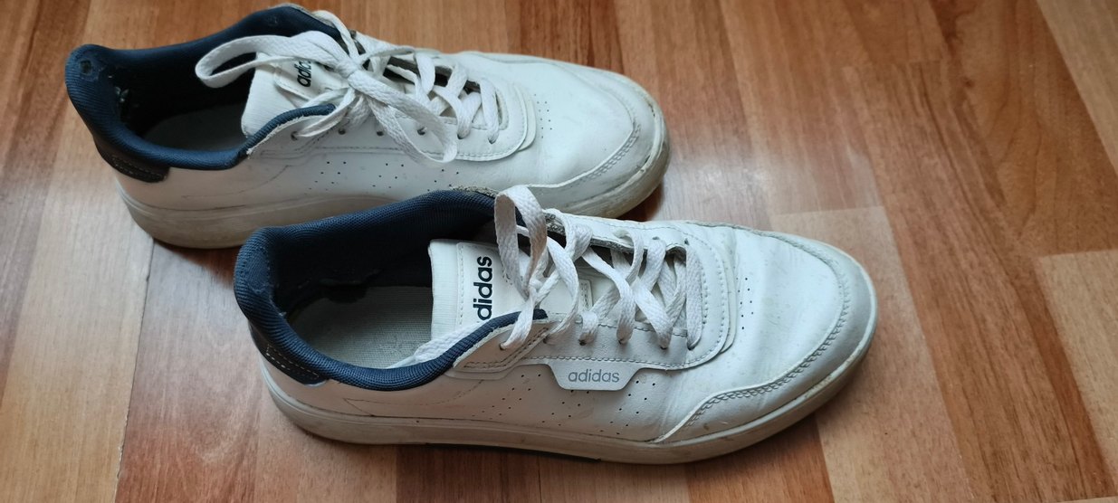 Beyaz Adidas Bağcıklı Erkek Spor Ayakkabı - Görsel 3