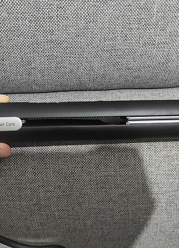 Grundig saç düzleştirici 