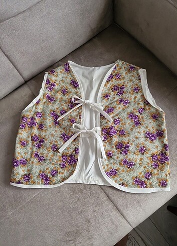 Vintage Pinterest Bağlama Detaylı Desenli Yelek 