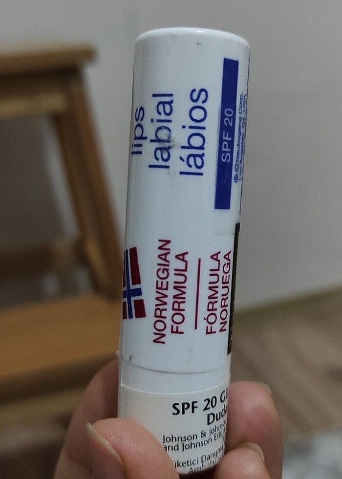 Neutrogena güneş koruma faktörlü dudak nemlendiricisi  Spf20  4, - Görsel 2