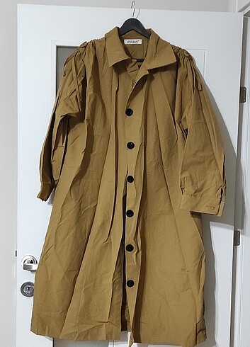 Oversize balon kol Camel trençkot