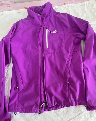 Adidas mont