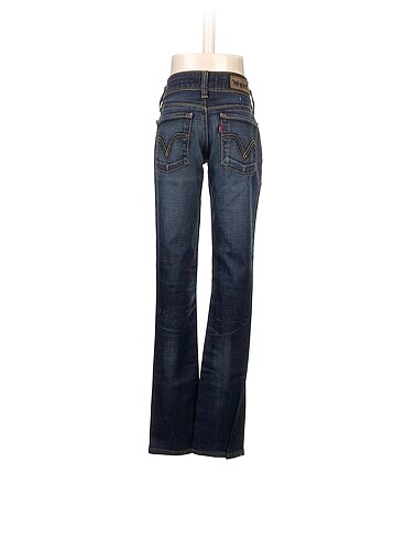 26 Beden Levis Jean / Kot %70 İndirimli.