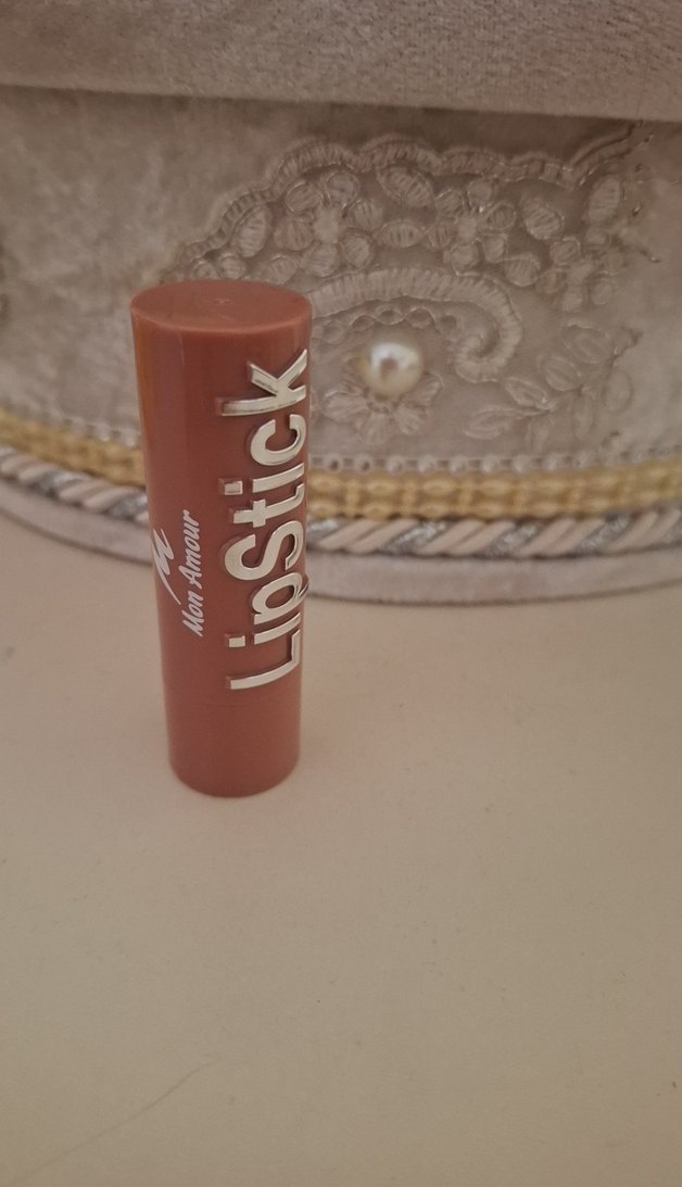 Parlak Bej Renkli Ruj - Görsel 4