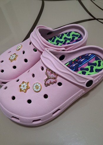 Düğmeli Pembe Nakışlı Kadın Terlik - Görsel 7