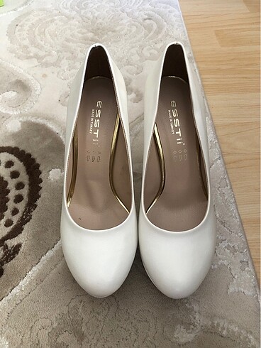 Platform topuk beyaz ayakkabı