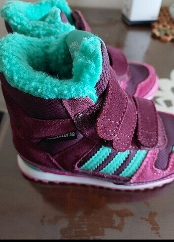 22 Beden Adidas bebek ayakkabı 