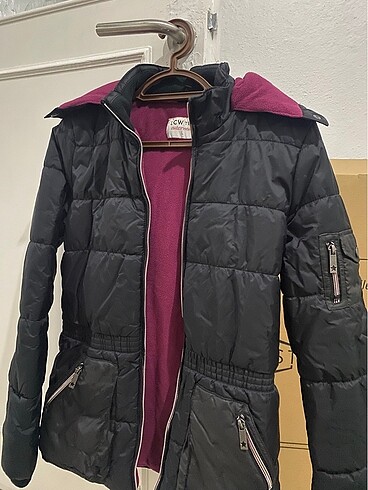 lcw kapüşonlu mont