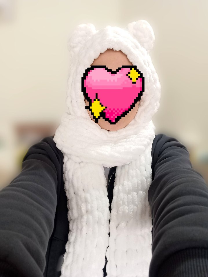 Beyaz Nakışlı Örgü Kulaklı Atkı - Görsel 2