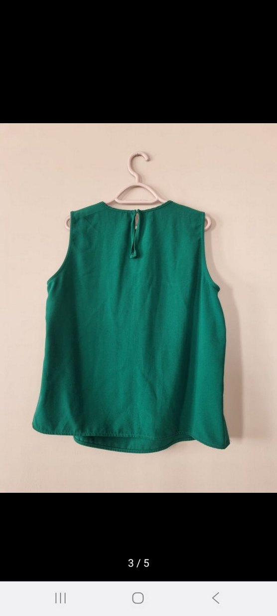 Yeşil Kolsuz Mango Bluz - Görsel 2