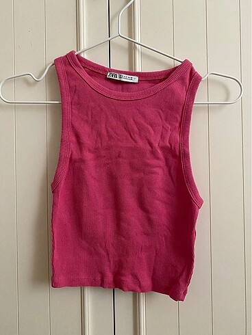 zara crop top