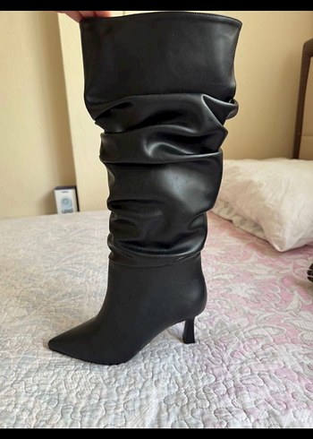 Pelinin Ayakkabıları 37