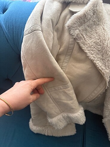 m Beden Pull bear mont