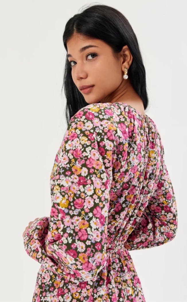 Pembe Çiçekli Bohem Midi Elbise cut out detaylı - Görsel 3