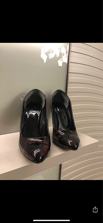 38 Beden Stiletto