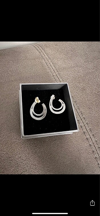  Beden Swarovski taşlı küpe