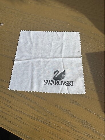 Swarovski mendil