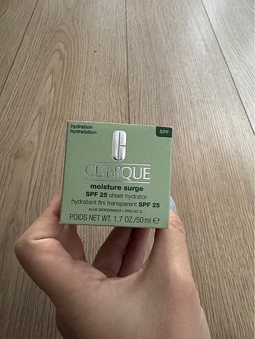 Clinique Clinique kutu