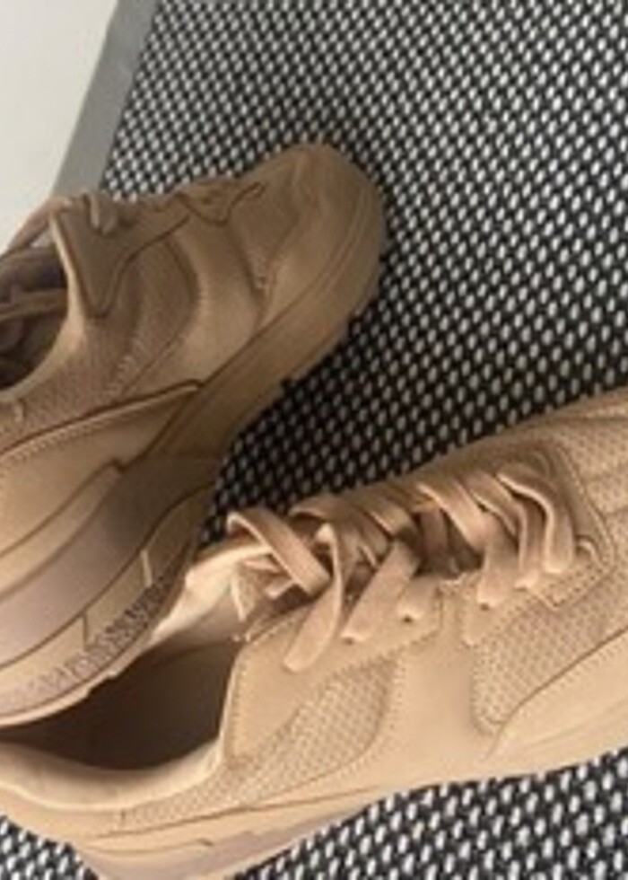 Zara spor ayakkabı - Görsel 2