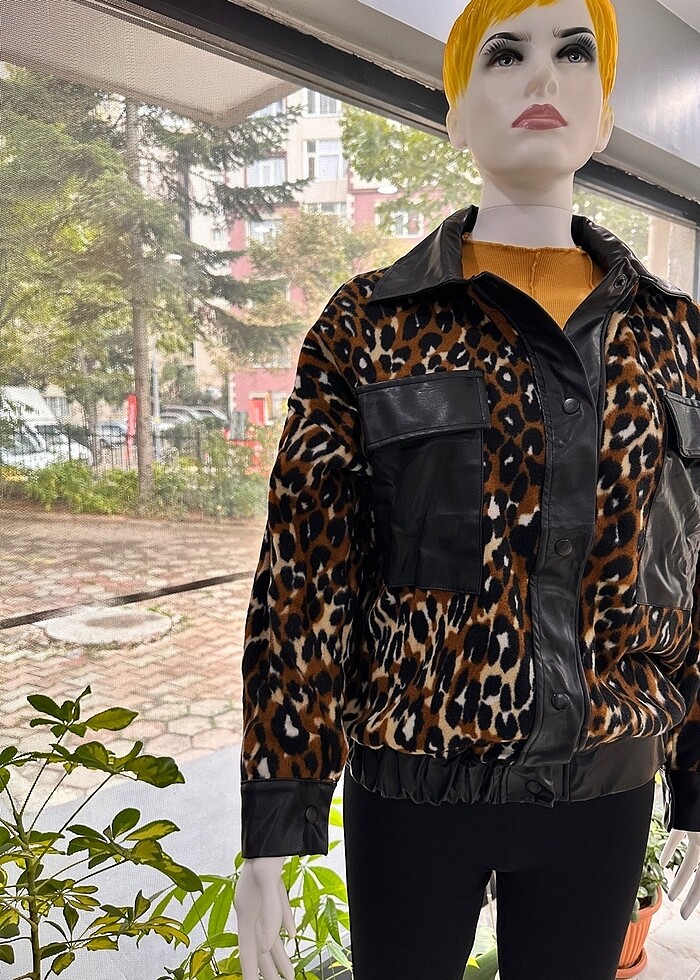 Deri detaylı polar ceket - Görsel 3