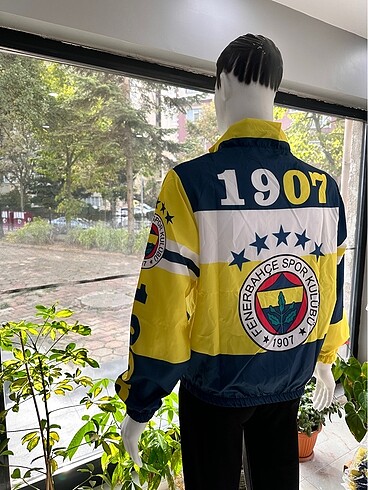 Takımınızın yağmurluğunu üstünüzde taşıyın - Görsel 8