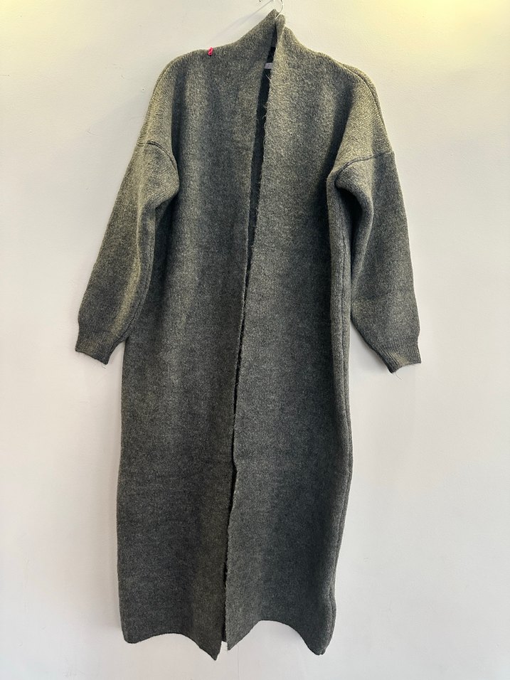 Siyah Yün Dokuma Uzun Kadın Hırka - Görsel 3